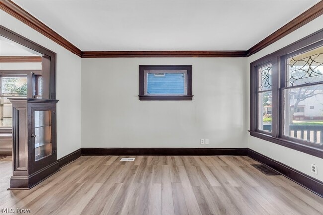 Building Photo - 12812 Parkhill Ave