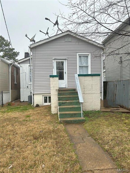 Building Photo - 7148 Alabama Ave