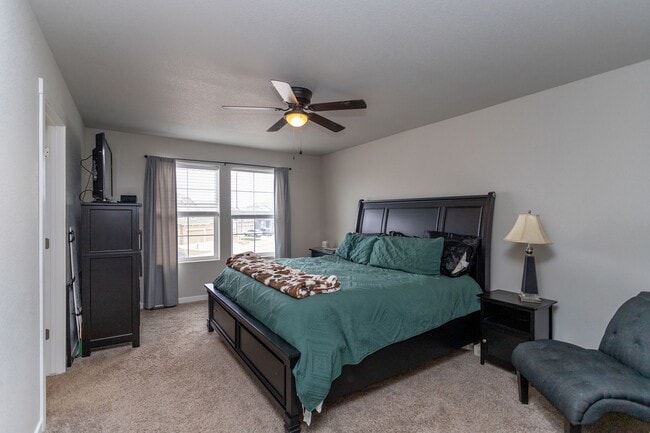 Building Photo - Exquisite 2-Story Home: Luxury Living in Tranquil Cul-de-Sac Setting!!