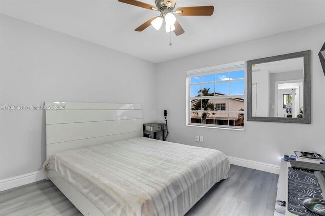 Building Photo - 15569 SW 138th Pl