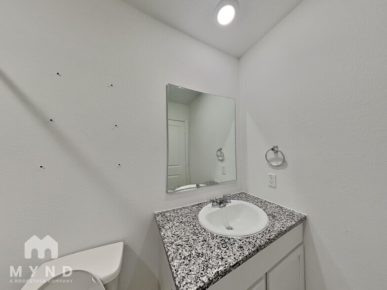 Building Photo - 155 Jethro Ln
