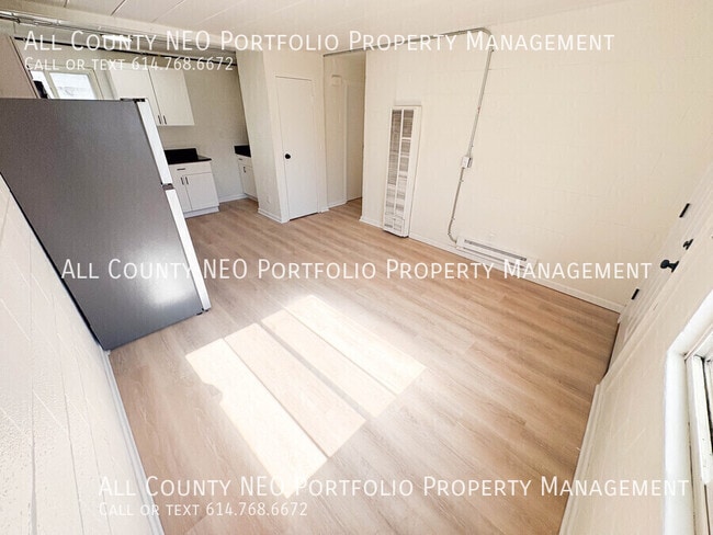 Building Photo - 1720 Harvard Ave