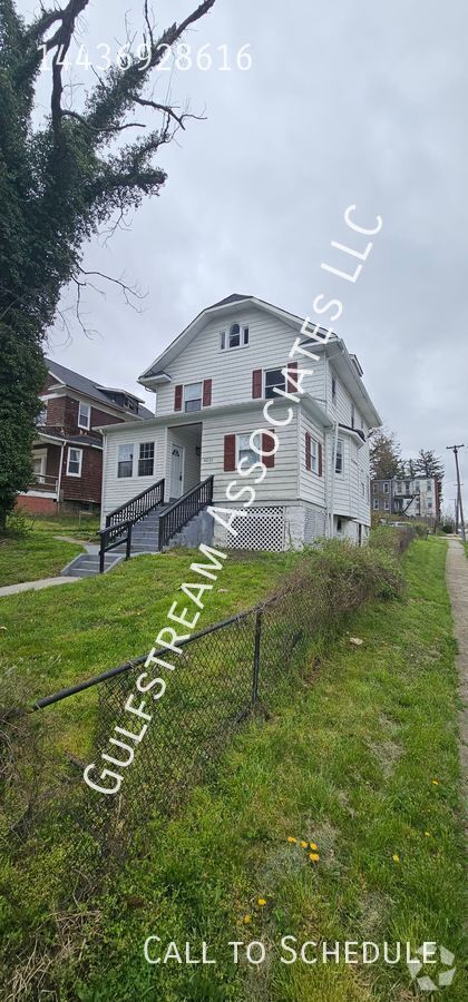 Building Photo - 4031 Fairview Ave