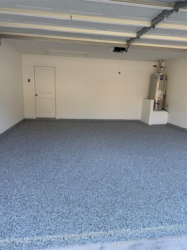 Building Photo - 17155 Quaking Aspen Ln