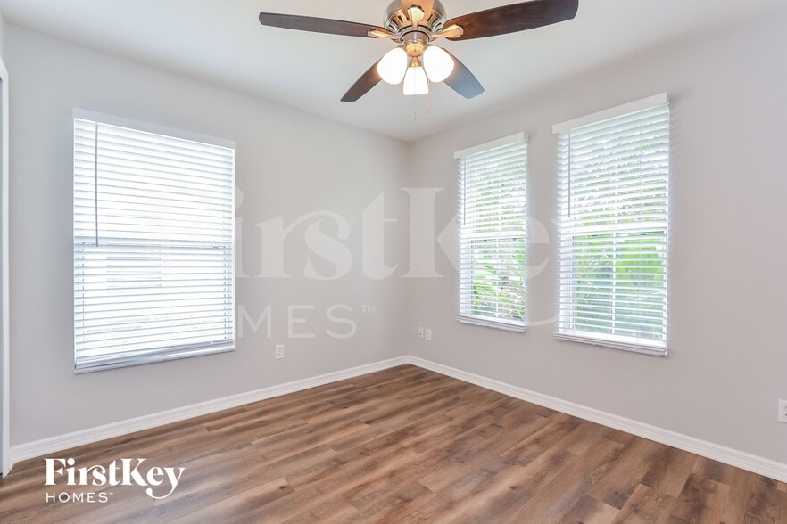 Building Photo - 284 Kettering Rd