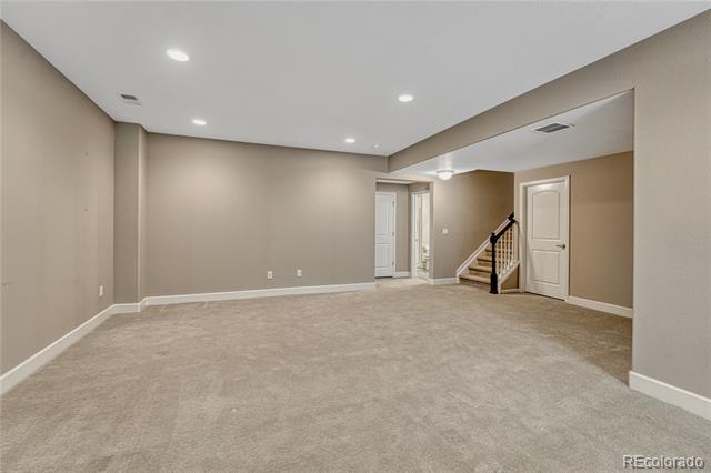 Building Photo - 681 E Dry Creek Cir