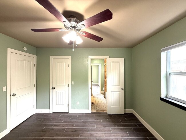 Building Photo - 5324 Eden Dr