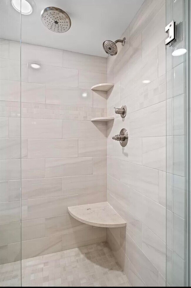 Building Photo - 4300 Steamboat Rd