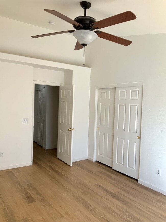 Building Photo - Quiet Home in Copper Hills located in a Cul-de-sac. **Do not distrub current tenant**
