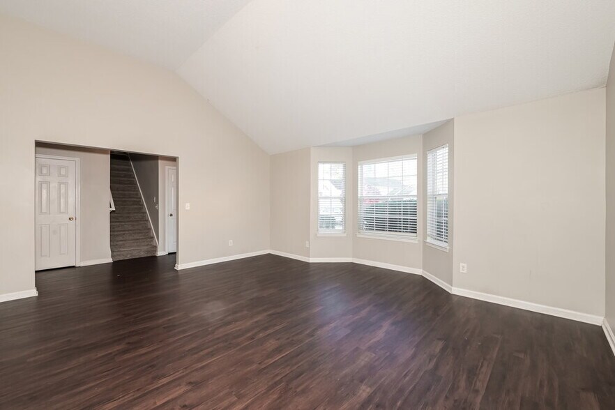 Building Photo - 4350 Millenium View Ct SW