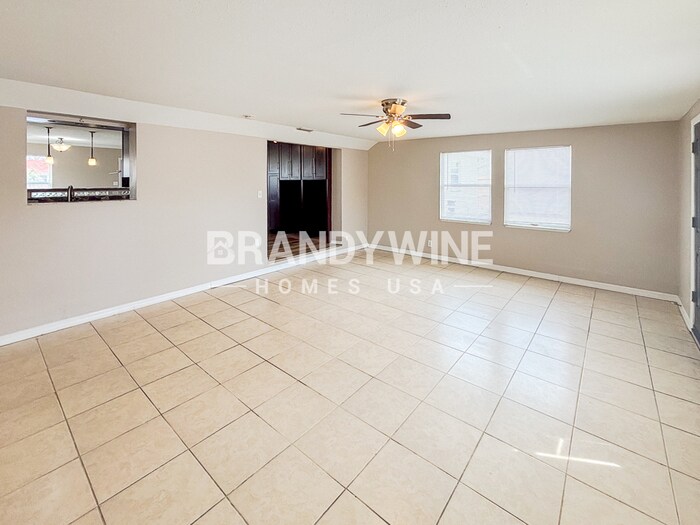 Building Photo - 7236 Darien Way