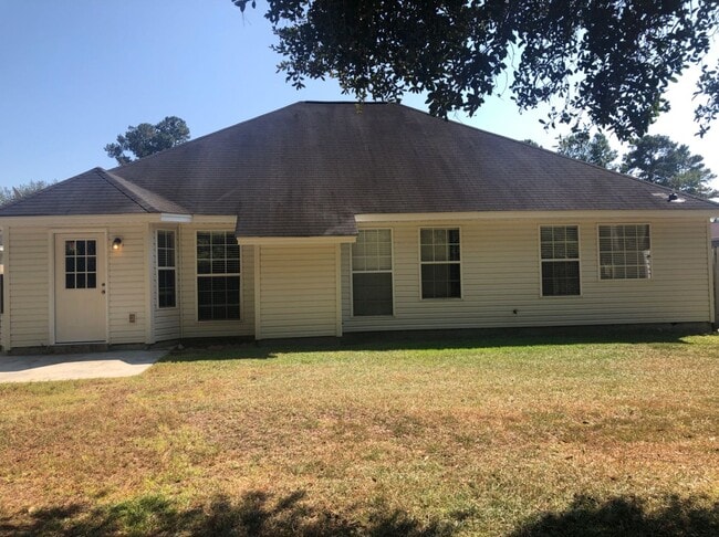 Building Photo - 567 Laurel Hill Cir