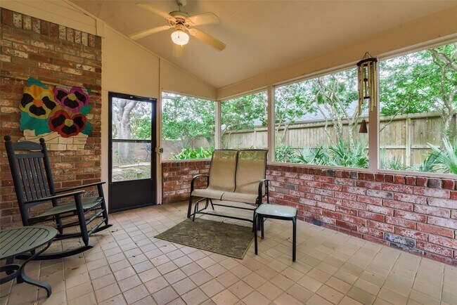 Building Photo - 1703 Stemply Ct