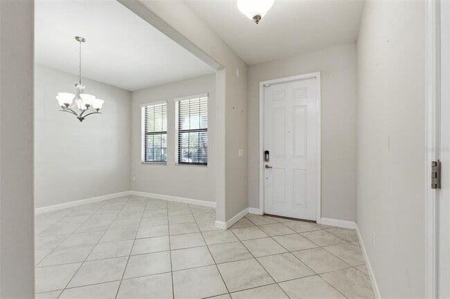 Building Photo - 11014 Little Blue Heron Dr