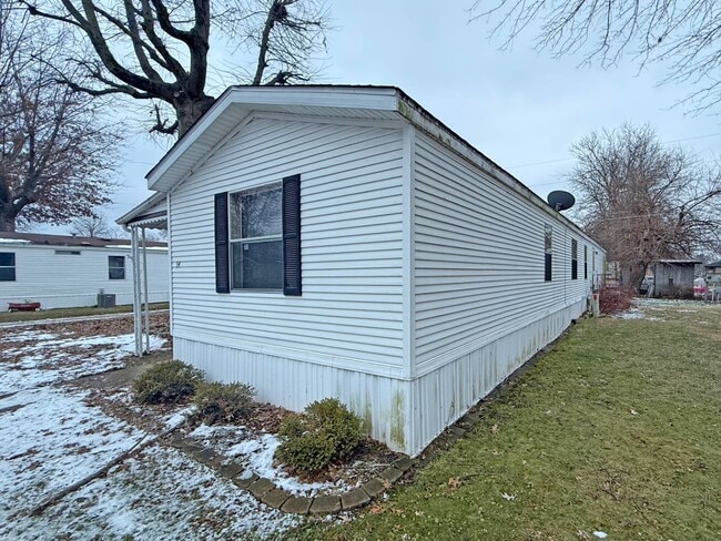 Building Photo - 2900 N Apperson Way