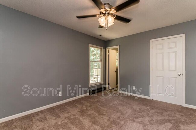 Building Photo - 2413 Keith Dr