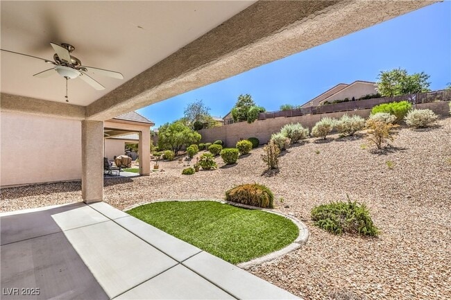 Building Photo - 2535 Jada Dr