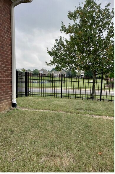 Fenced backyard - 3141 Mallard Point Dr SE