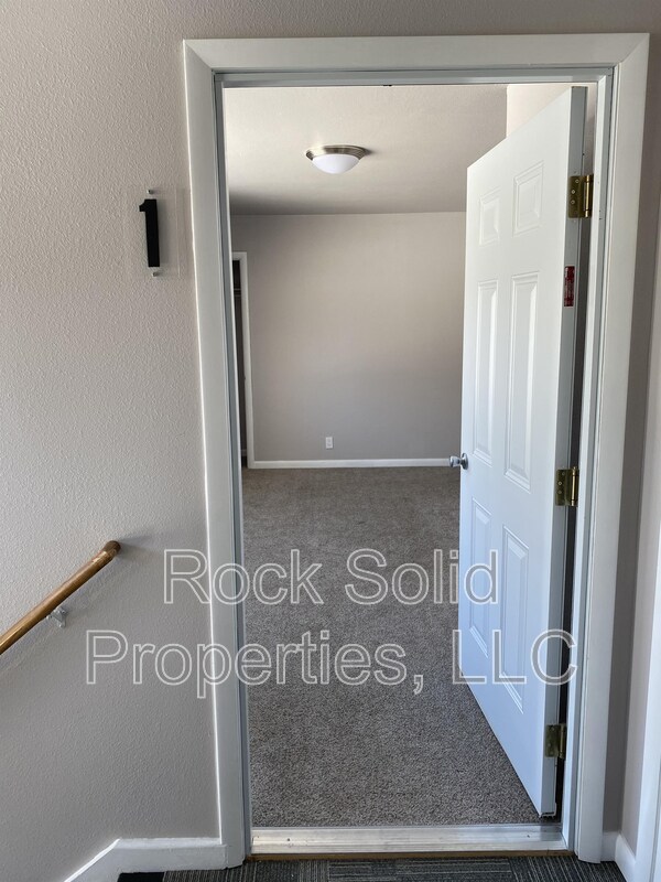 Building Photo - 2020 Dunn Ave