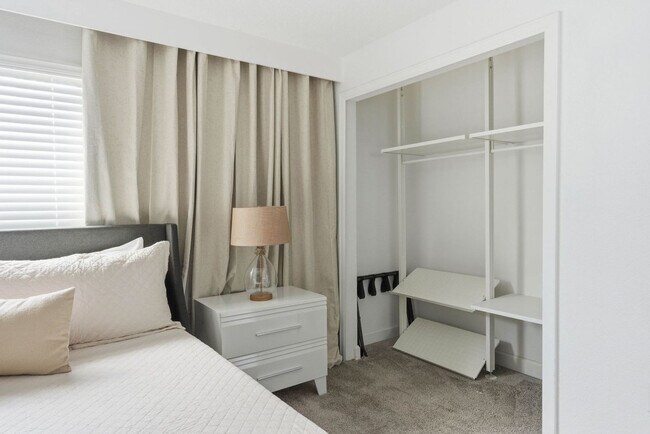 Building Photo - 428 Ocean Course Ave