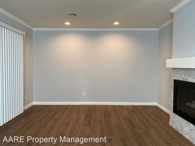Building Photo - 1 br, 1 bath House - 13309 Caminito Ciera ...
