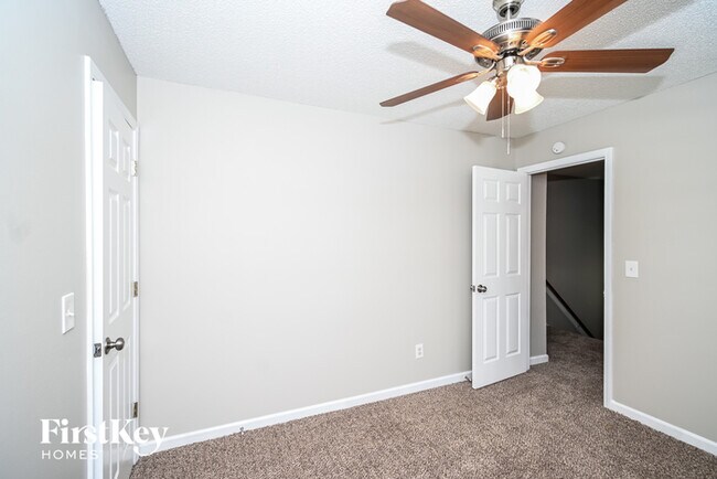 Building Photo - 67 Camden Trail