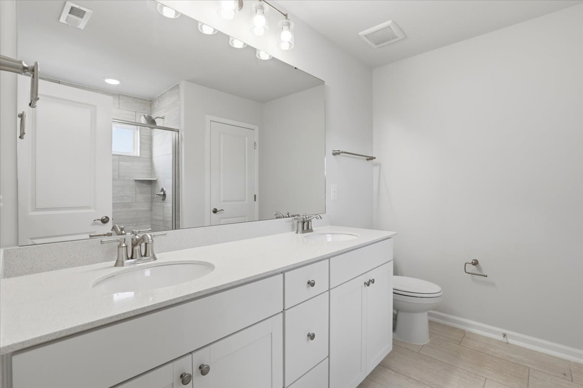 Building Photo - 513 Prestonfield Wy