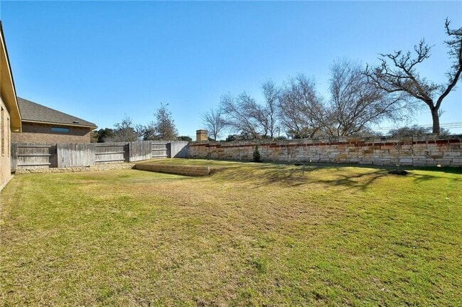 Building Photo - 209 Wynnpage Dr