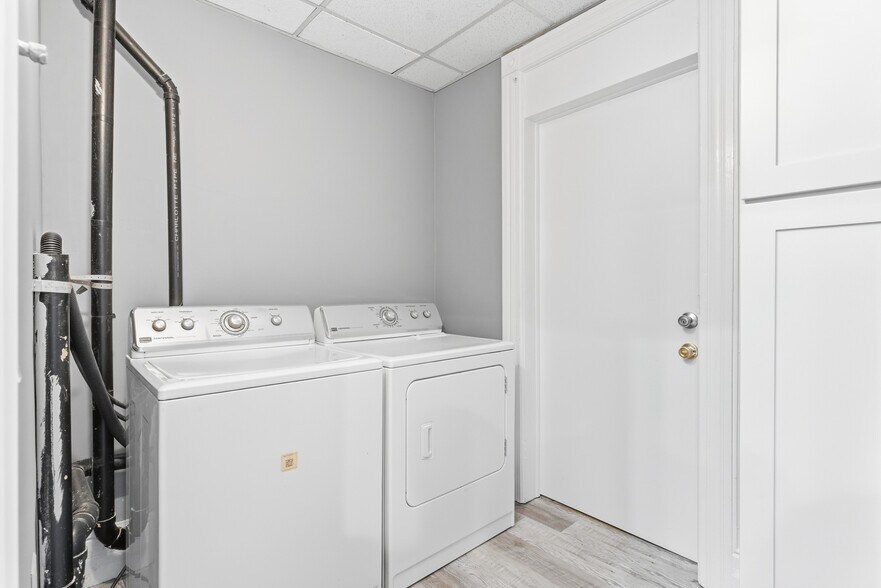 Building Photo - 20 McGregor Ave