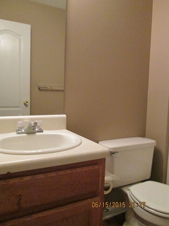Building Photo - 6237A Dorsett Shoals