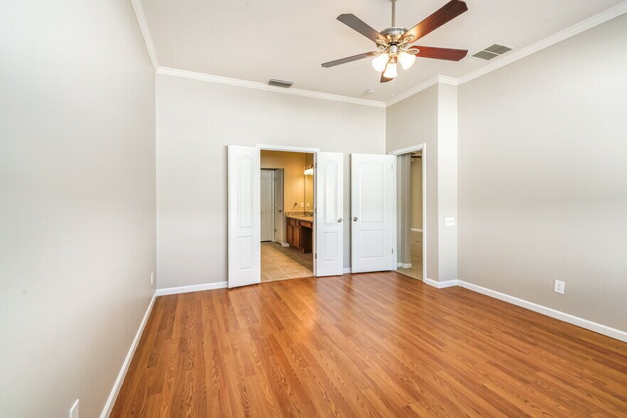 Building Photo - 2018 Samantha Ln