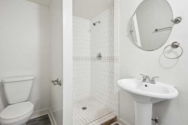 Building Photo - 4435 Yates Rd