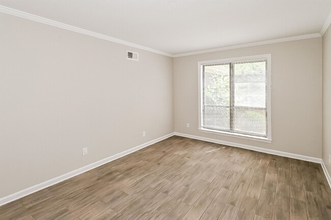Building Photo - 3025 Wood Thrush Dr