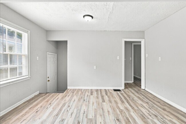 Building Photo - 1518 Udell St