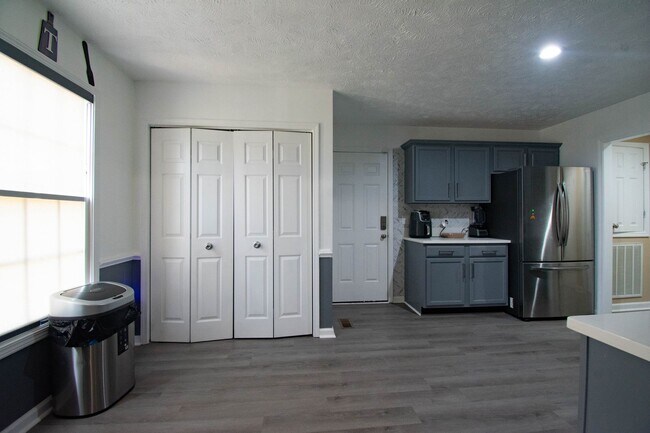 Building Photo - Coming Soon! 3 Bedroom 2.5 Bathroom- Large Fenced Yard Pets Okay!