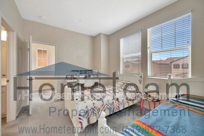 Building Photo - 1315 Ortega St