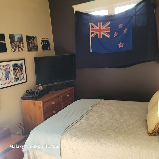 Building Photo - 311 Seawell Ave