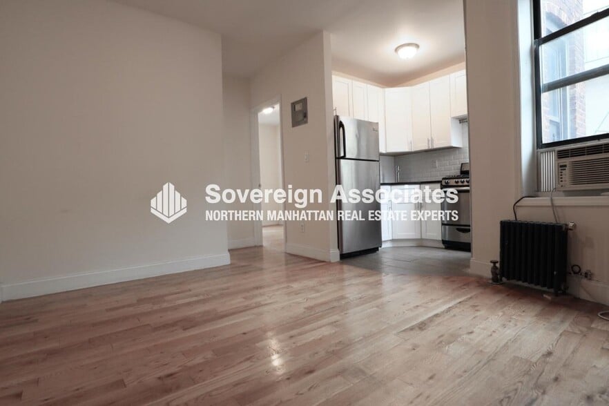 Building Photo - 573 W 159th St
