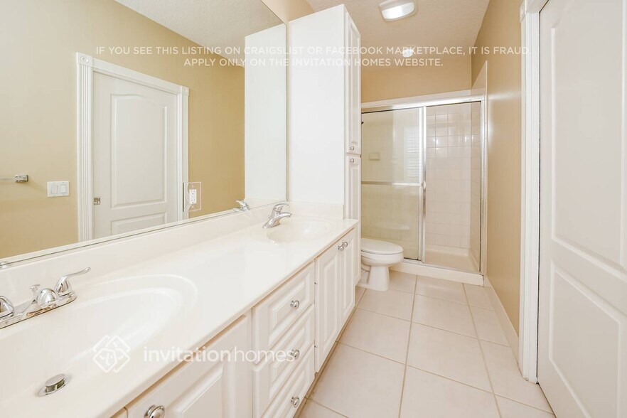 Building Photo - 400 Capistrano Dr