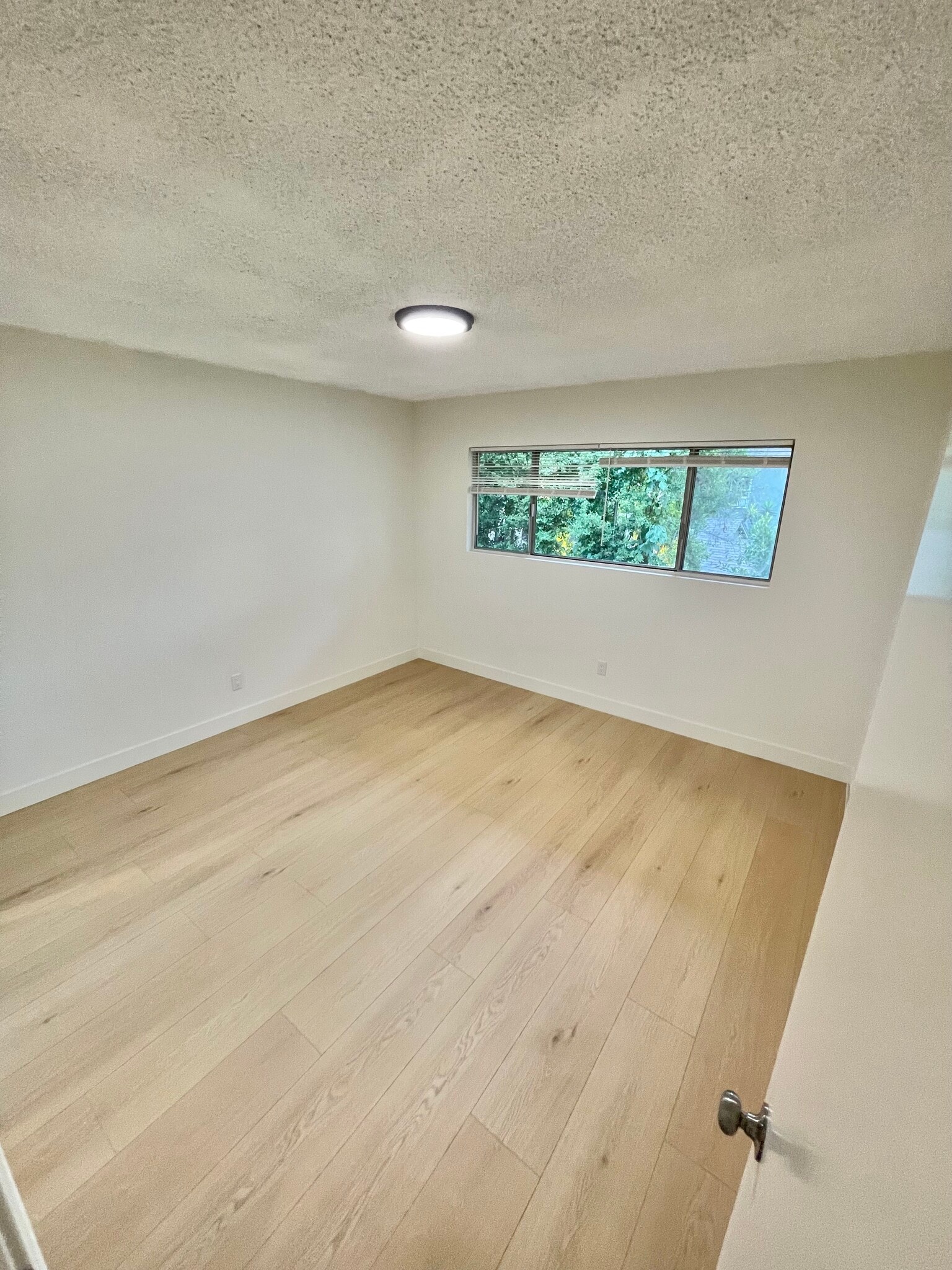 Building Photo - 3146 Rowena Ave