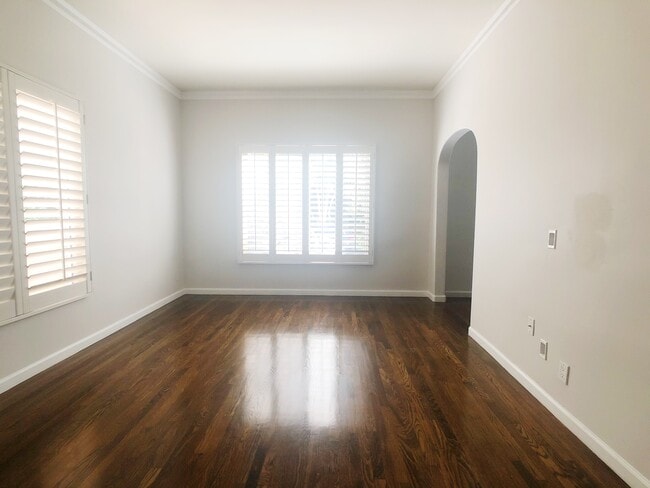 Living Room - Almont Apartments