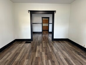 Building Photo - 1618 Berry Blvd