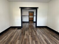 Building Photo - 1618 Berry Blvd