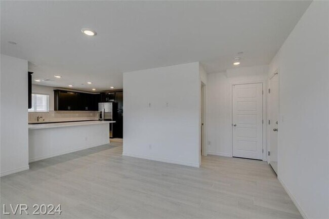 Building Photo - COMING SOON - Ready no later than the begi...
