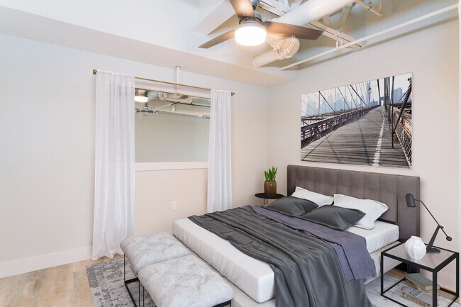 Building Photo - 210 W Peden Alley