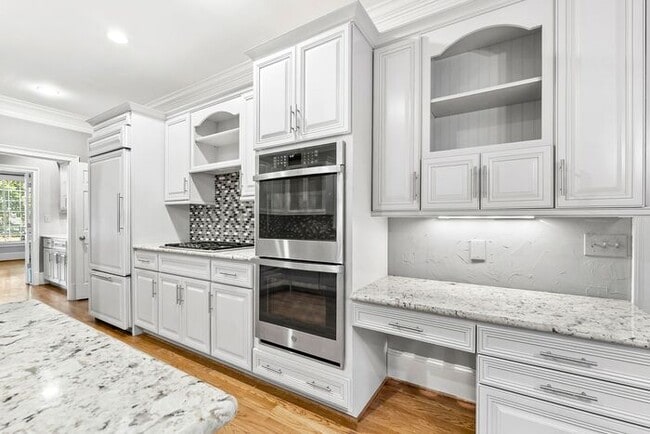 Building Photo - 459 Ivy Park Ln NE