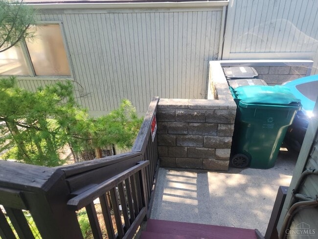 Building Photo - 399 Oregon St