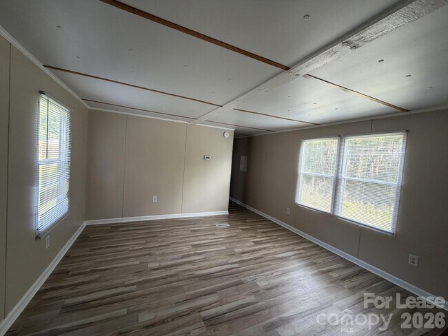 Building Photo - 118 Ricks Ln