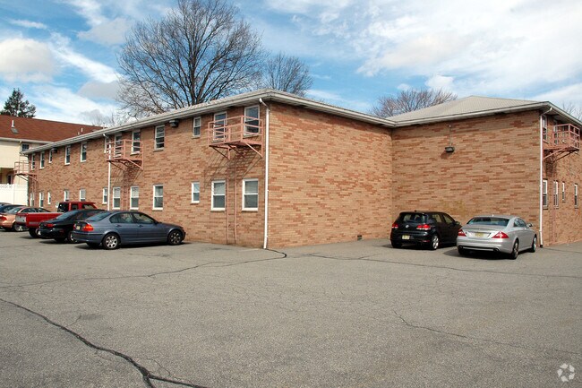 Primary Photo - 119 Allwood Rd