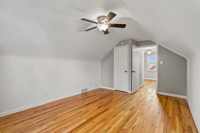 Building Photo - Newly updated 3Bed/1.5bath in West Mifflin